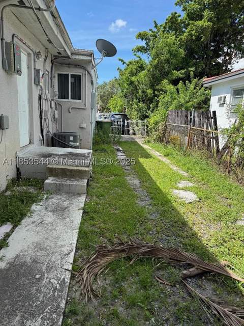 985 NE 146th St, North Miami FL - photo 11 of 13