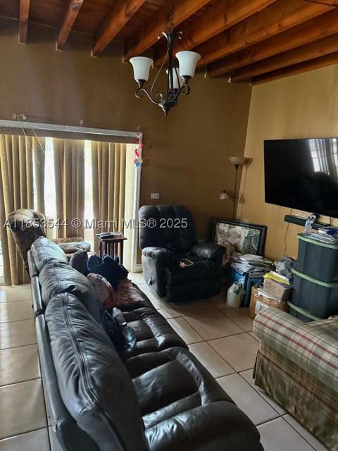 985 NE 146th St, North Miami FL - photo 9 of 13