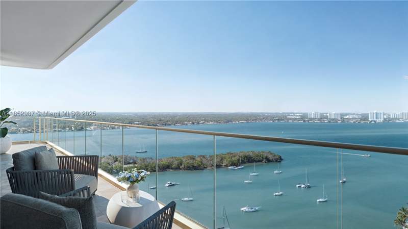 2 bedroom Condominium at 7918 West Dr 1001, Harbor Island, North Bay Village — photo 3