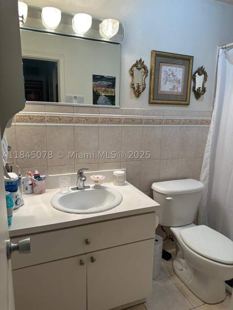 309 S Royal Poinciana Blvd 302, Miami Springs FL - photo 8 of 11