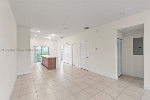 7831 NW 104th Ave 22, Doral FL - photo 8 of 59
