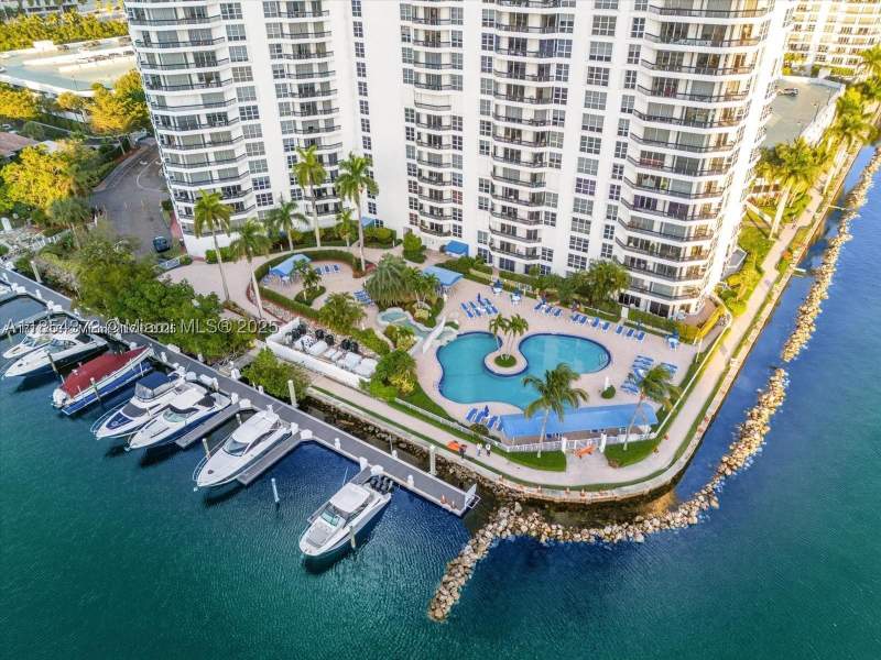 2 bedroom Condominium at 3530 Mystic Pointe Dr 2508, Mystic Pointe Tower 500 C, Aventura — photo 4