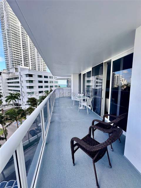 6301 Collins Ave 806, Miami Beach FL - photo 15 of 26