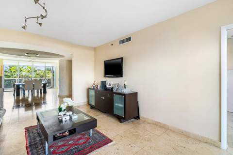 18911 Collins Avenue 506, Sunny Isles Beach FL - photo 21 of 89