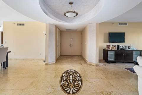 18911 Collins Avenue 506, Sunny Isles Beach FL - photo 23 of 89