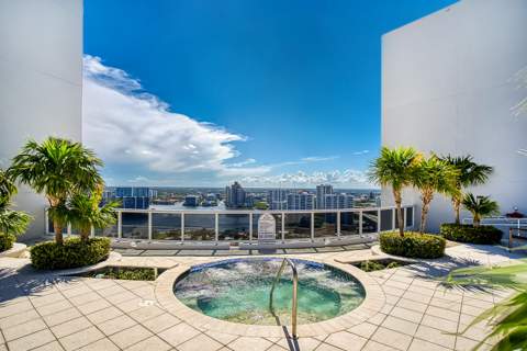 18911 Collins Avenue 506, Sunny Isles Beach FL - photo 7 of 89