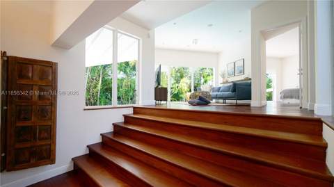 691 Ridgewood Rd, Key Biscayne FL - photo 14 of 67