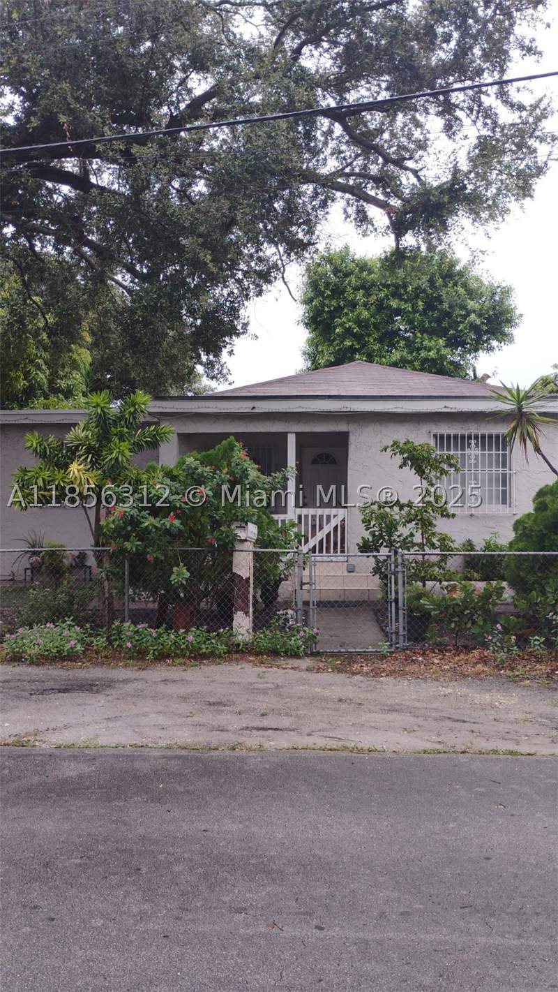 3 bedroom SingleFamilyResidence at 7312 NW 17th Ct, Comm Liberty City, Miami — photo 3