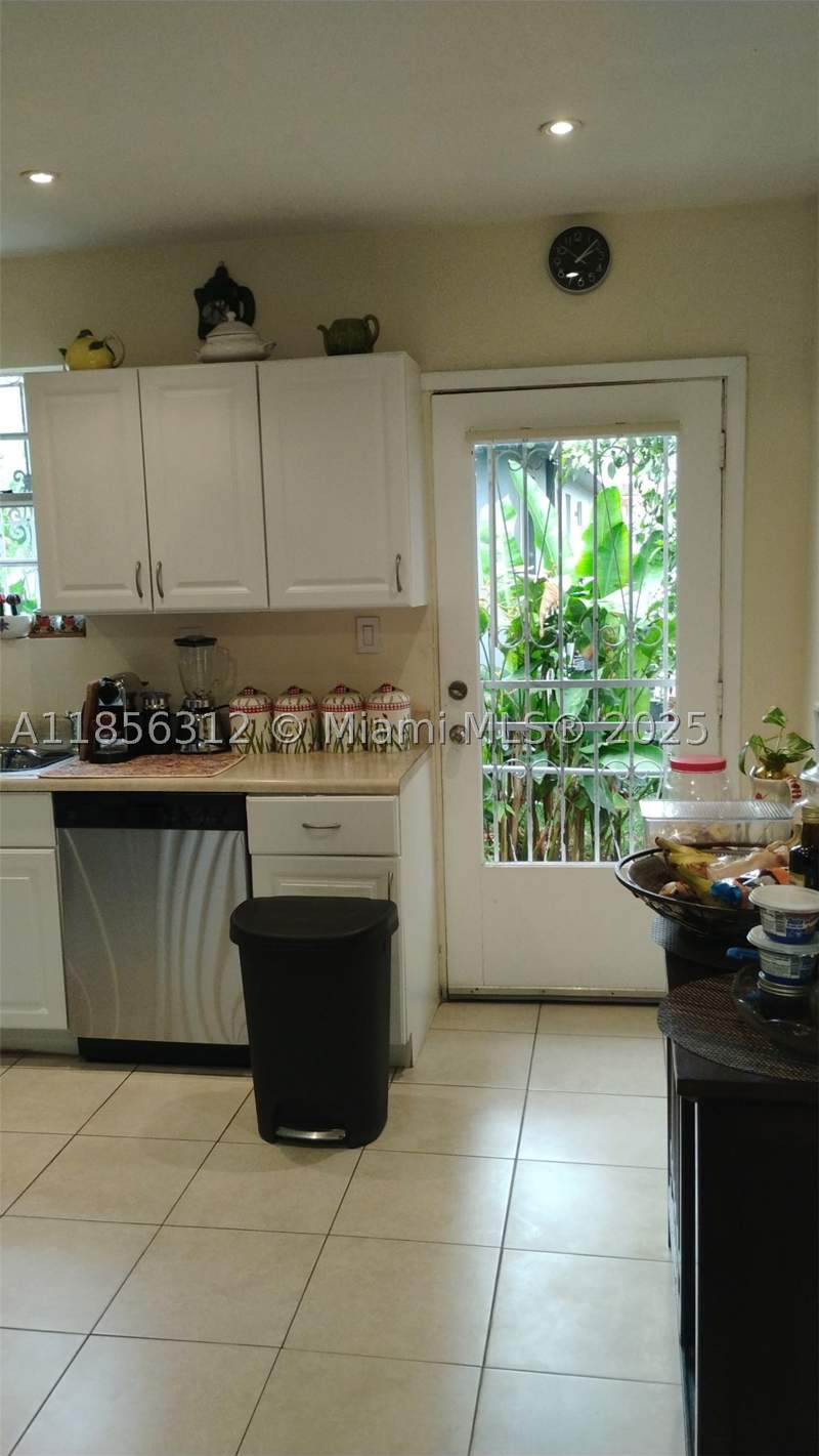 3 bedroom SingleFamilyResidence at 7312 NW 17th Ct, Comm Liberty City, Miami — photo 4