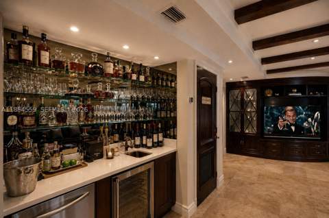 1051 NE 89th St, Miami FL - photo 16 of 54
