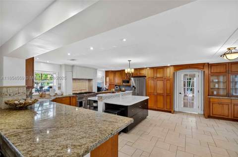 1051 NE 89th St, Miami FL - photo 17 of 54