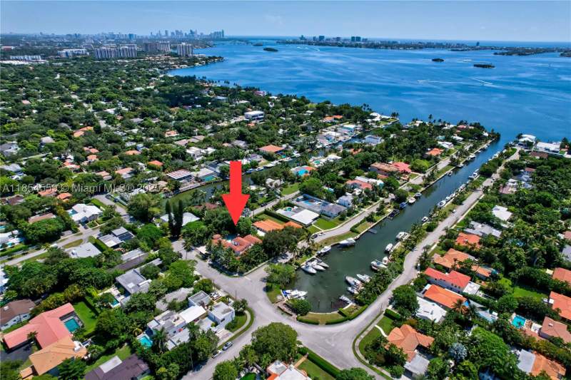 7 bedroom SingleFamilyResidence at 1051 NE 89th St, Amd Pl Of Belmar, Miami — photo 3