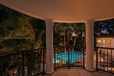 1051 NE 89th St, Miami FL - photo 7 of 54