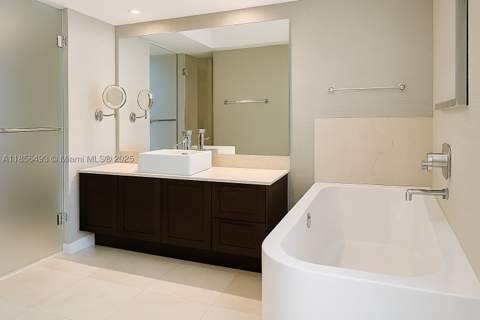 250 Sunny Isles Blvd 3-1506, Sunny Isles Beach FL - photo 14 of 22