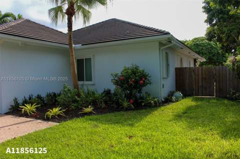 15255 SW 80th Ave, Palmetto Bay FL - photo 11 of 66