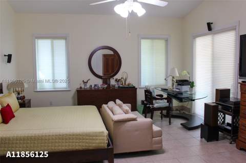 15255 SW 80th Ave, Palmetto Bay FL - photo 13 of 66