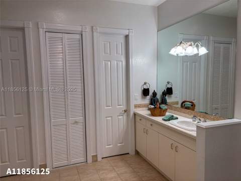 15255 SW 80th Ave, Palmetto Bay FL - photo 18 of 66