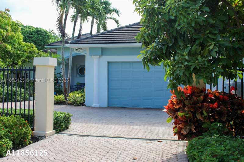 4 bedroom SingleFamilyResidence at 15255 SW 80th Ave, Lychee Nut Grove, Palmetto Bay — photo 3