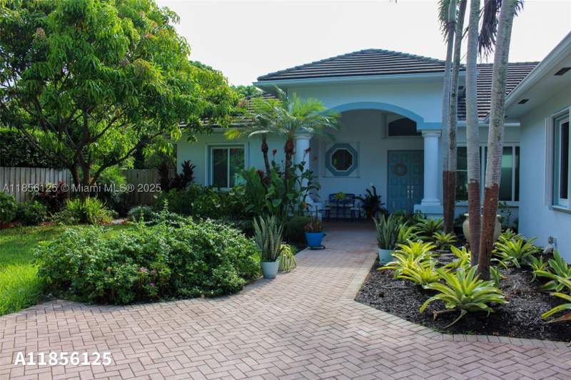 4 bedroom SingleFamilyResidence at 15255 SW 80th Ave, Lychee Nut Grove, Palmetto Bay — photo 5