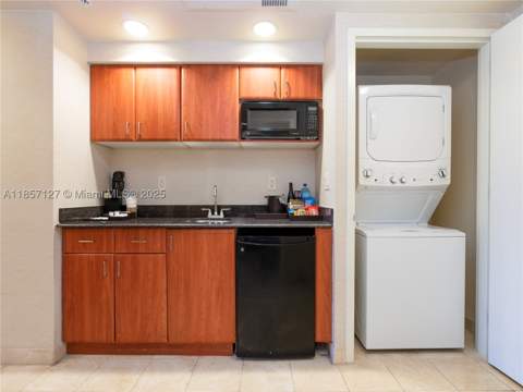 18001 Collins Ave 811, Sunny Isles Beach FL - photo 7 of 22