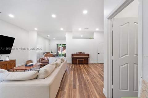 2630 Dunwoodie Pl, Homestead FL - photo 6 of 60