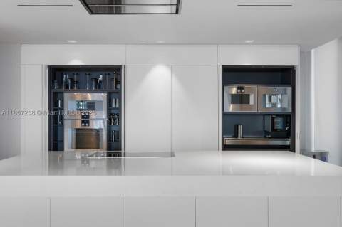 1000 Biscayne Blvd 2402, Miami FL - photo 14 of 43
