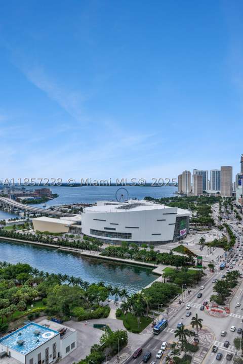1000 Biscayne Blvd 2402, Miami FL - photo 18 of 43