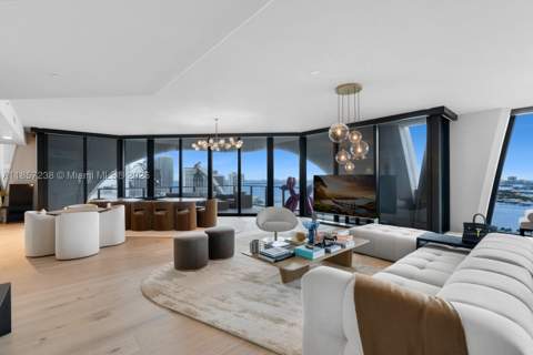 1000 Biscayne Blvd 2402, Miami FL - photo 6 of 43