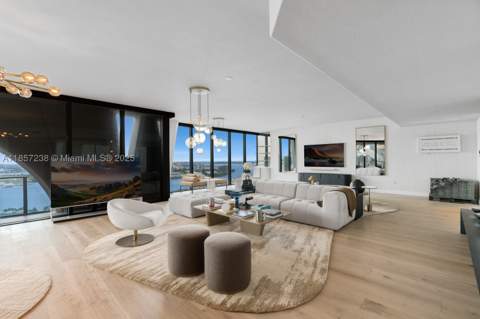 1000 Biscayne Blvd 2402, Miami FL - photo 9 of 43