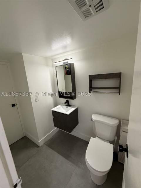 3625 N Country Club Dr Ph5, Aventura FL - photo 9 of 9