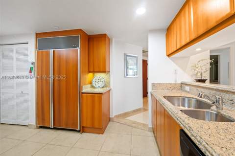 9595 Collins Ave N7-D, Surfside FL - photo 18 of 32