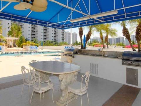 3600 Yacht Club Dr 1503, Aventura FL - photo 13 of 42