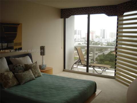 3600 Yacht Club Dr 1503, Aventura FL - photo 23 of 42