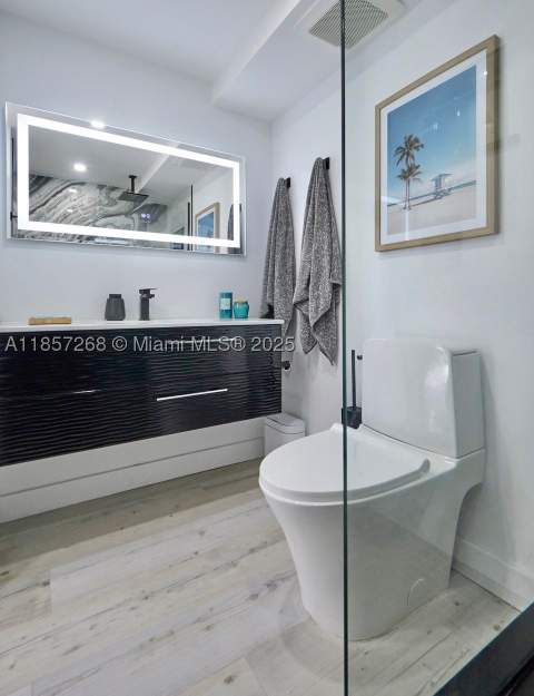 3545 NE 166th St 510, North Miami Beach FL - photo 10 of 44