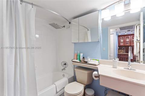 19201 Collins Ave 129, Sunny Isles Beach FL - photo 12 of 38