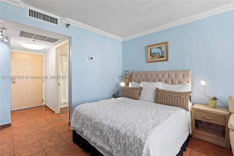 0 bedroom HotelMotel at 19201 Collins Ave 129, The Aventura Beach Club C, Sunny Isles Beach — photo 5