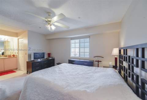 2811 NE 185th St 801, Aventura FL - photo 15 of 40