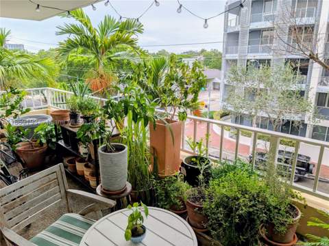 3304 Virginia St 4A, Miami FL - photo 9 of 20