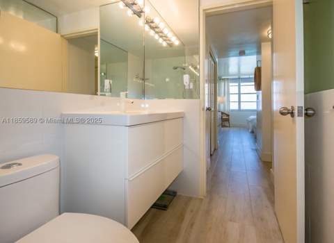 5601 Collins Ave 1204, Miami Beach FL - photo 12 of 53