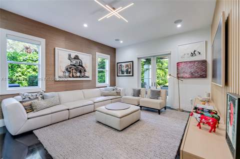 701 Bella Vista Ave, Coral Gables FL - photo 10 of 49