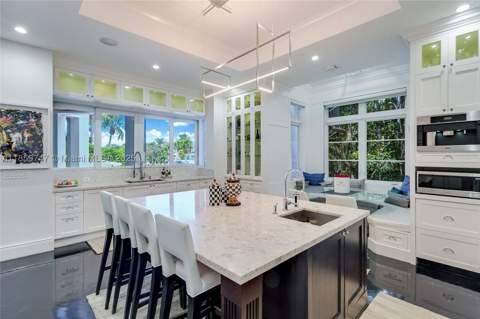 701 Bella Vista Ave, Coral Gables FL - photo 9 of 49