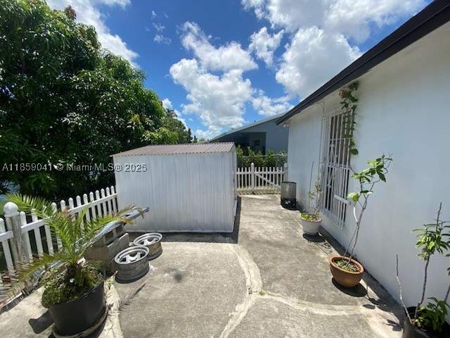 4 bedroom SingleFamilyResidence at 25931 SW 130th Ave, Meadow Wood Manor #4, Homestead — photo 5