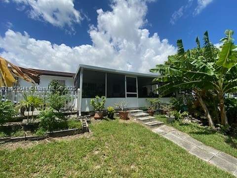 25931 SW 130th Ave, Homestead FL - photo 6 of 45
