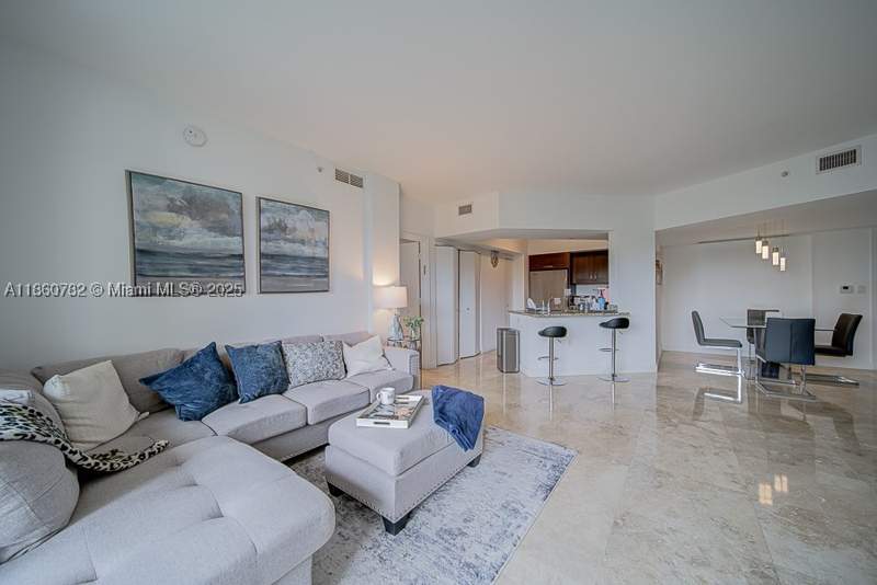2 bedroom Condominium at 19900 E Country Club Dr 308, Turnberry Village So Towe, Aventura — photo 3