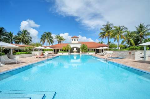 19900 E Country Club Dr 308, Aventura FL - photo 8 of 60