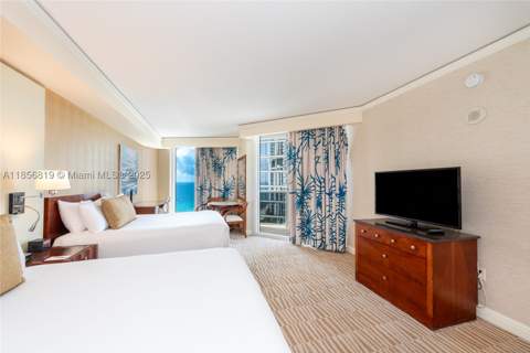18001 Collins Ave 1214- 1215, Sunny Isles Beach FL - photo 19 of 32