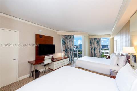 18001 Collins Ave 1214- 1215, Sunny Isles Beach FL - photo 20 of 32