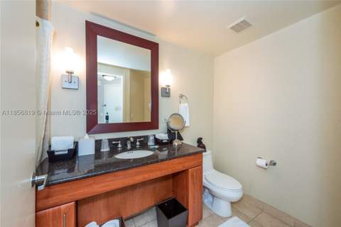 18001 Collins Ave 1214- 1215, Sunny Isles Beach FL - photo 21 of 32