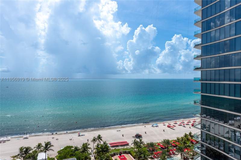 2 bedroom Condominium at 18001 Collins Ave 1214- 1215, Trump International Sones, Sunny Isles Beach — photo 3