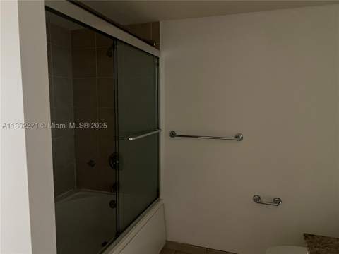 19501 W Country Club Dr 1411, Aventura FL - photo 8 of 18